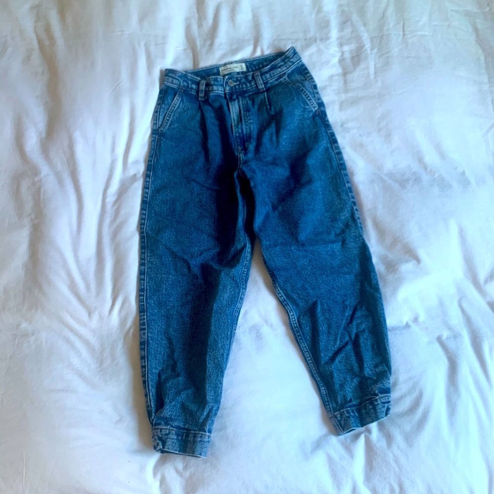 Abercrombie Balloon High Waist Jeans